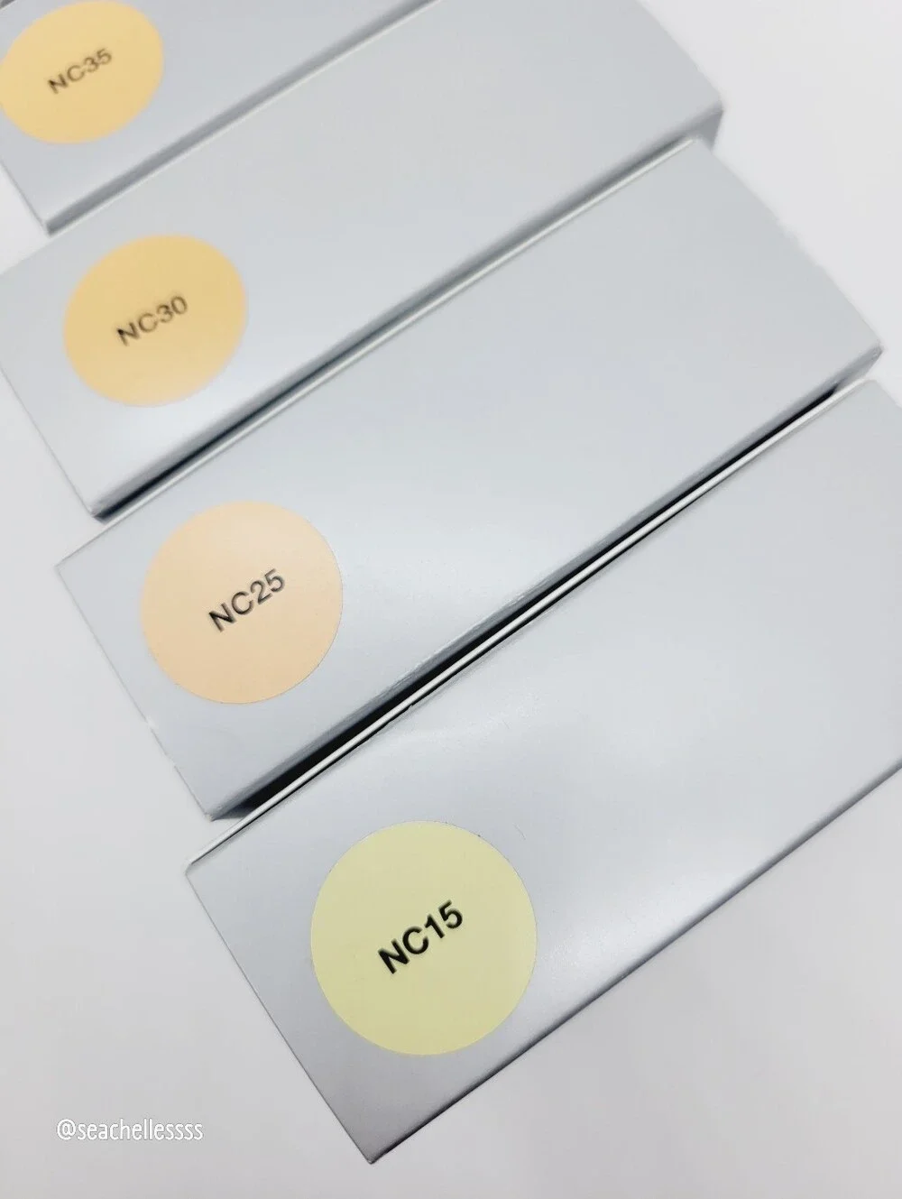 NC25 Mac Studio Tech Fix Cream To Powder Foundation Light Peach Brand New Boxed
